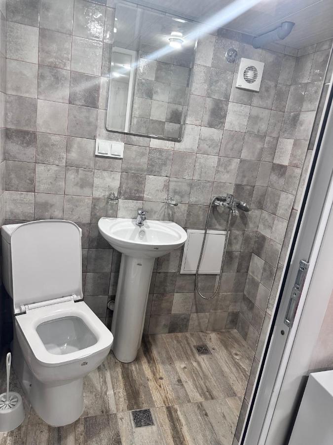 Mandarin Hotel Yerevan Ngoại thất bức ảnh