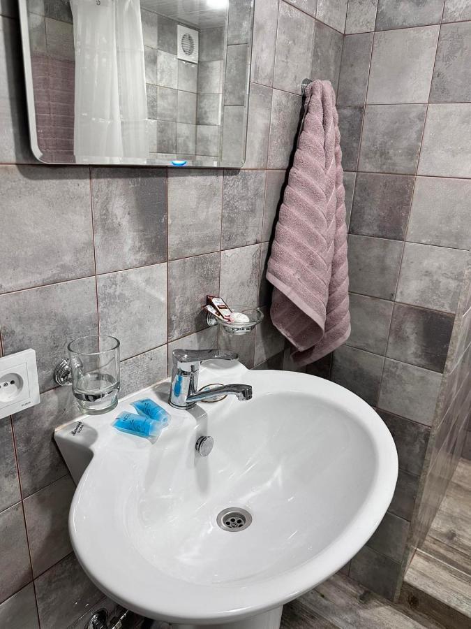 Mandarin Hotel Yerevan Ngoại thất bức ảnh